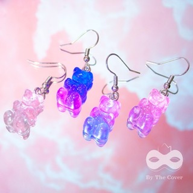 By The Cover Anting Tusuk Gantung Gummy Bear 