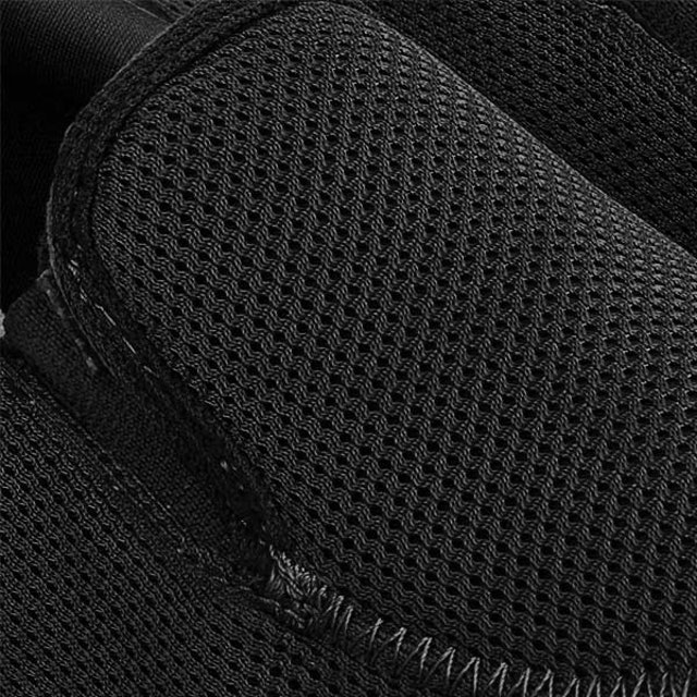 GEOFF Max Athletica Athleisure Black White