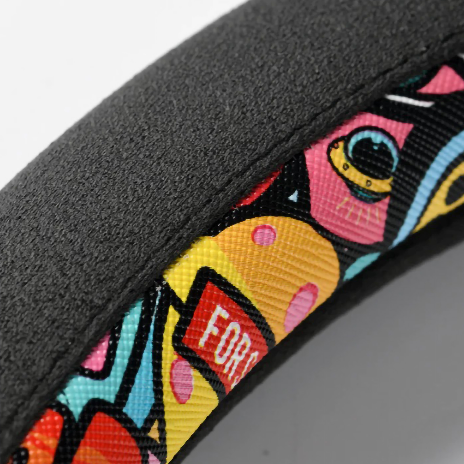  L.D.J Sarung Stir Mobil Motif Grafitty