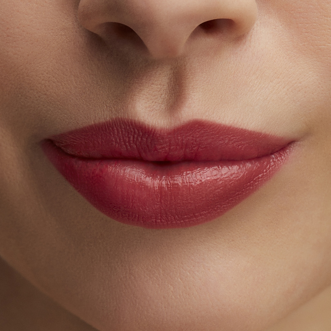 LUSTREGLASS SHEER-SHINE LIPSTICK See Sheer