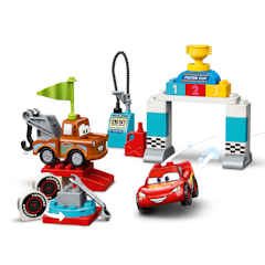 DUPLO Lightning McQueen's Race Day