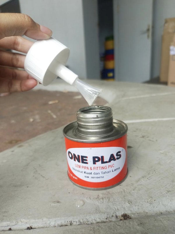 ONE PLAS Lem Pipa & Fitting PVC 4
