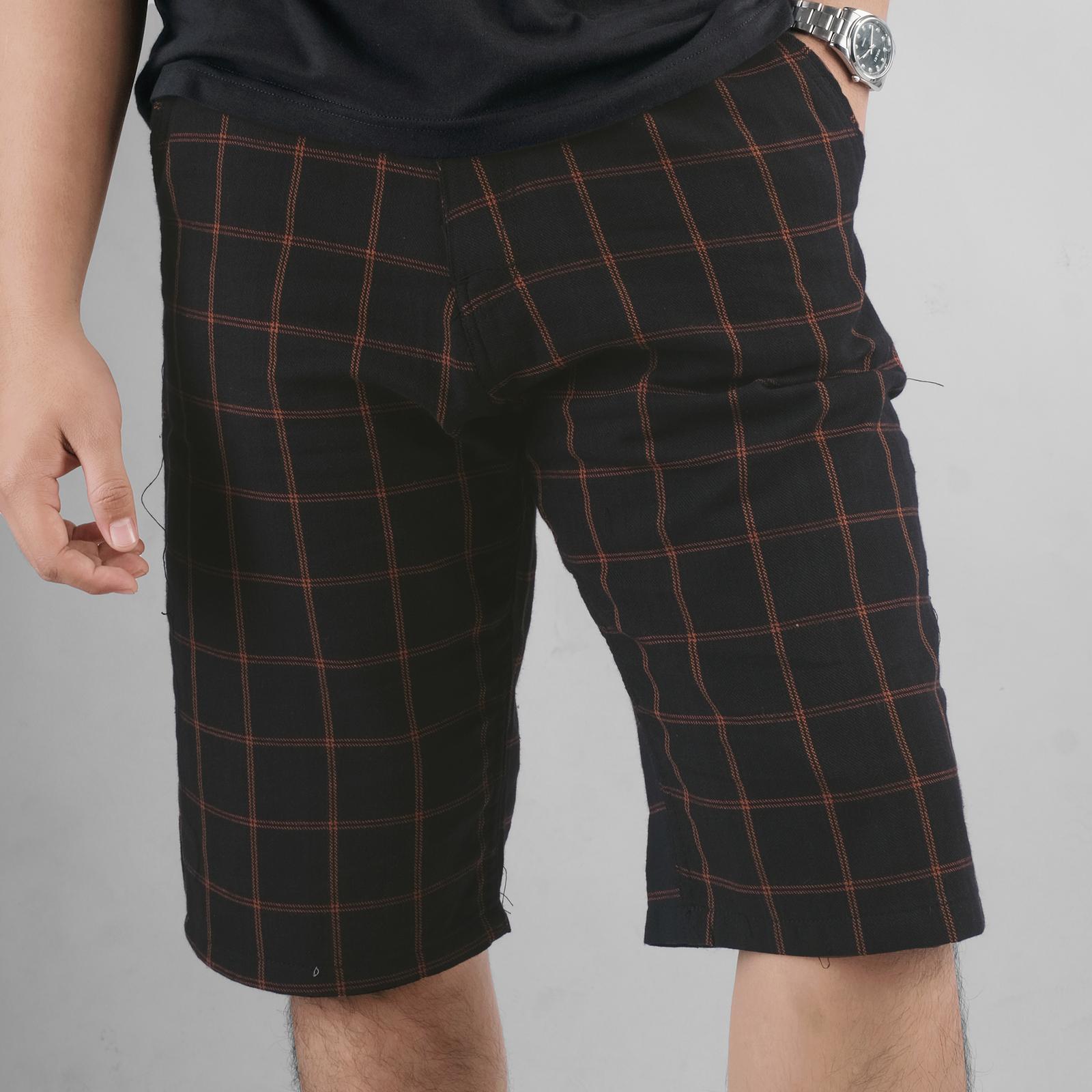 DGM Fashion  DGM Celana Pendek Tartan Hitam Cokelat  2767