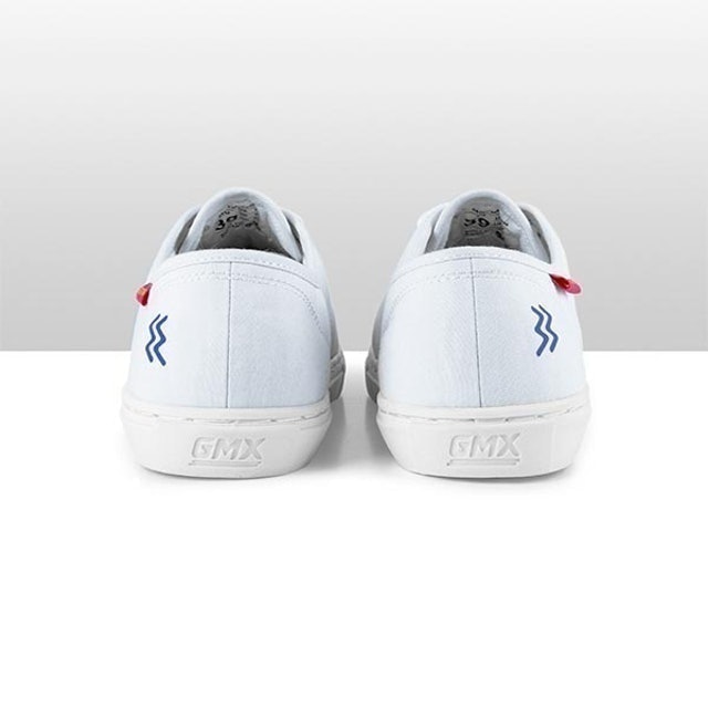 Geoff Max Lizzie All White