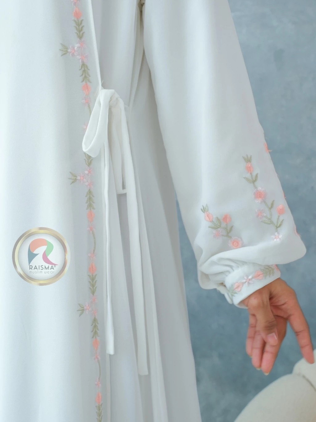  Raisma Ivanna Gamis Putih Tulang Kombinasi Bordir