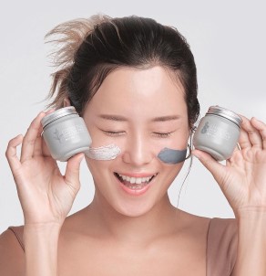 MS Glow Charcoal Clay Mask