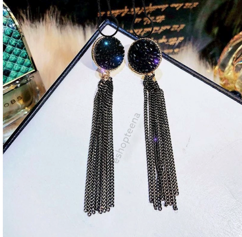 Anting Hijab Juntai Gold Diamond Full Hitam 4