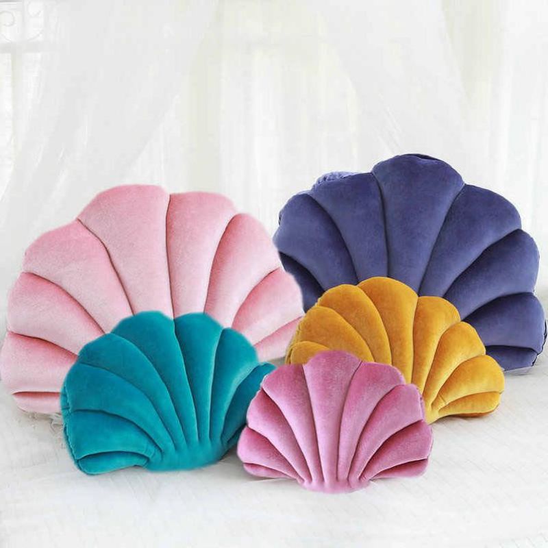 Bantal Sofa Bentuk Kerang 4