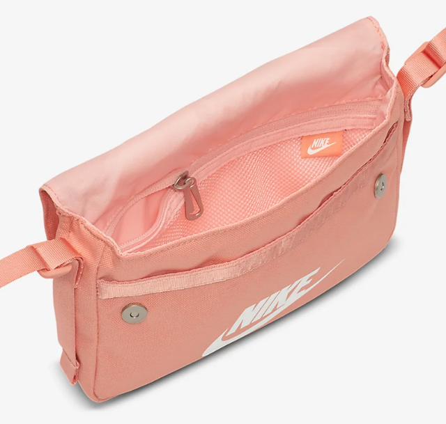 Nike Nike Sportswear Women's Futura 365 Cross-Body Bag CW9300