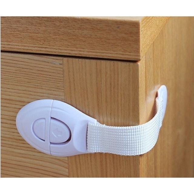  Pengaman Laci Bentuk Tali D004