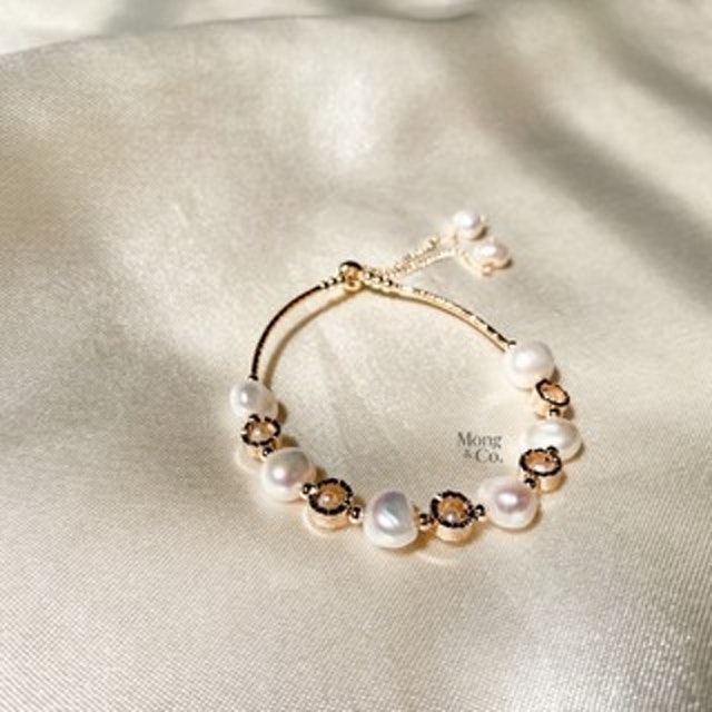 Mong&Co Arjuna Handmade Pearl Bracelet