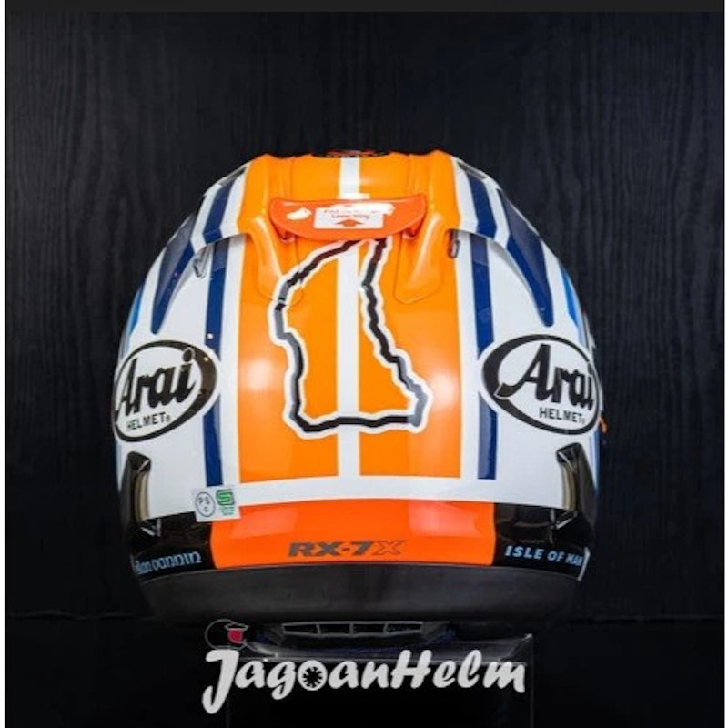 Arai RX-7X Isle of Man TT 2025 3