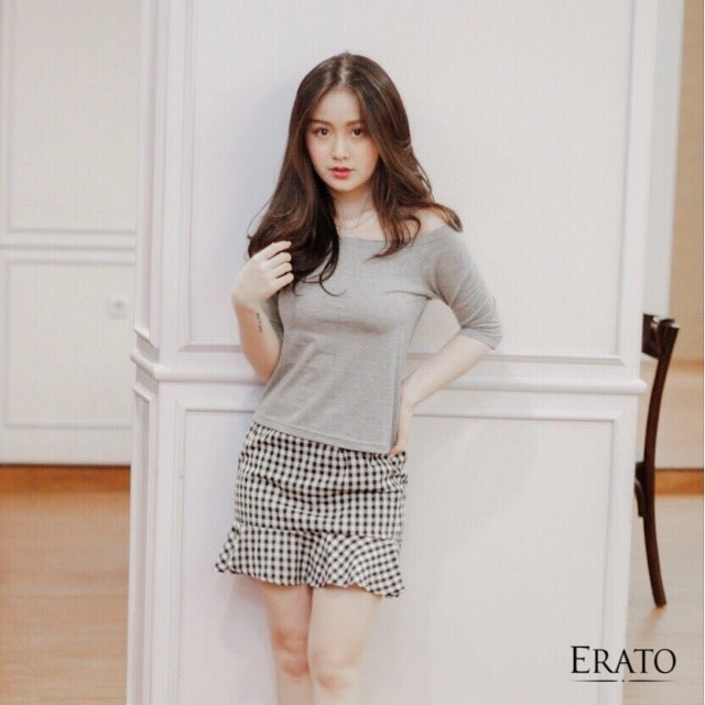 Sabrina Sleeve Top