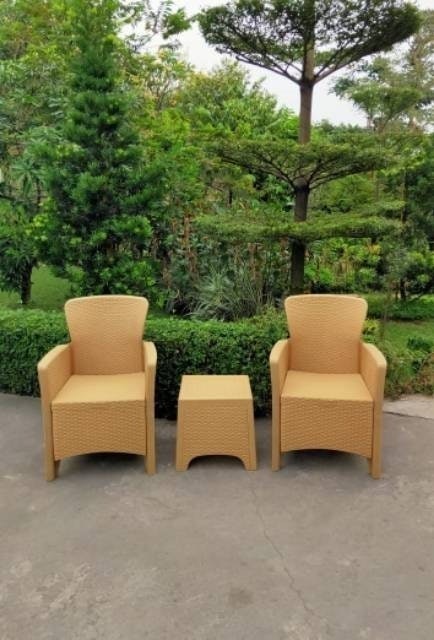 Kursi Teras Motif Rotan