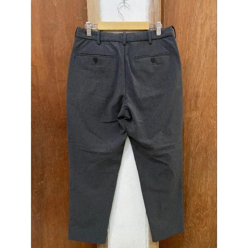 Fast Retailing Indonesia Uniqlo Celana Ankle Rapi Serupa Wol