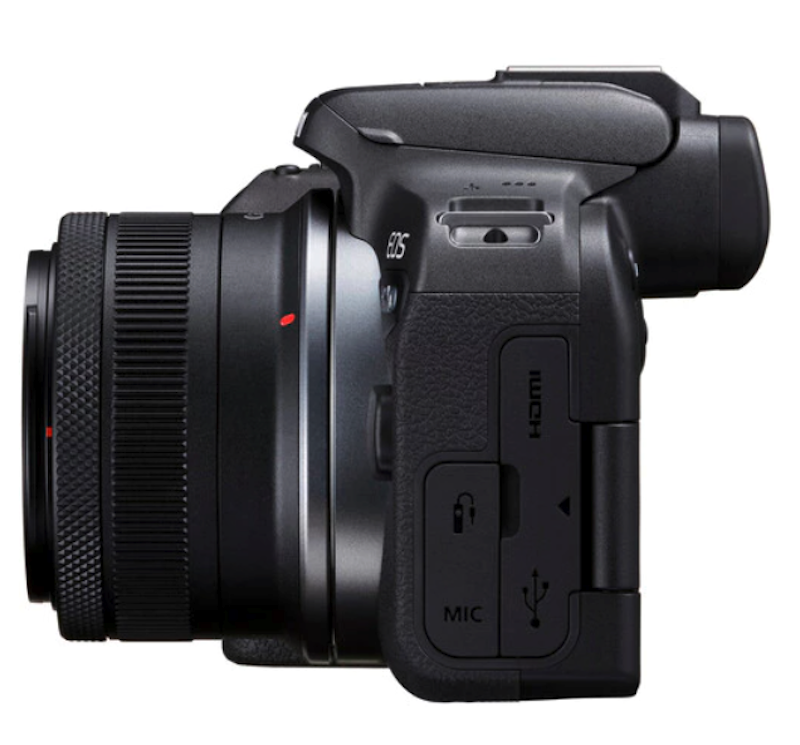EOS R10 Kit RF-S 18-45mm IS STM 3