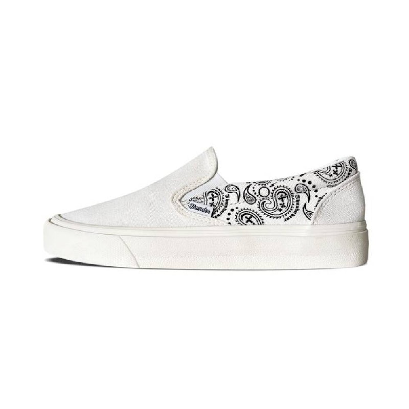 Thunderbear Voltaire Paisley Off White 1