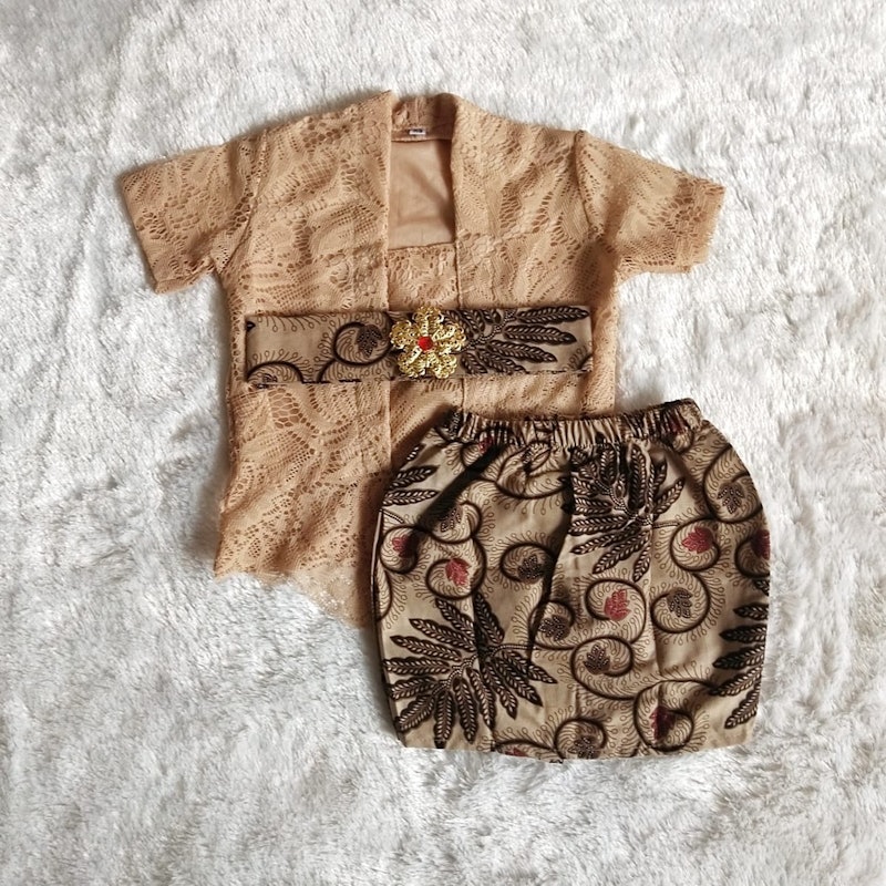 Setelan Kebaya Kutubaru Furing Rok Span Pendek 2
