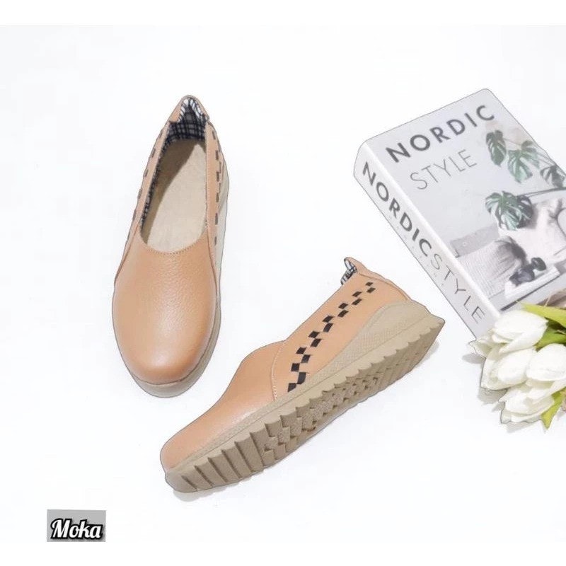 Sepatu Kulit Anyam Pinggir Sukaregang Garut 4