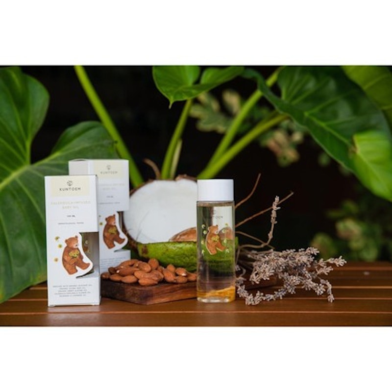 Kuntoem Calendula-Infused Baby Oil 5