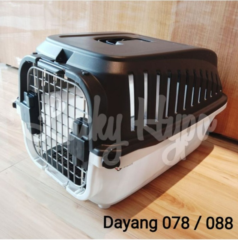 Pet Carrier 4