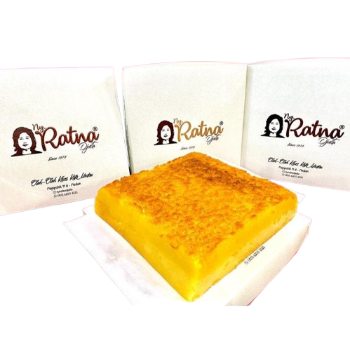 Ny. Ratna Djuita Bika Ambon 15 x 15 cm