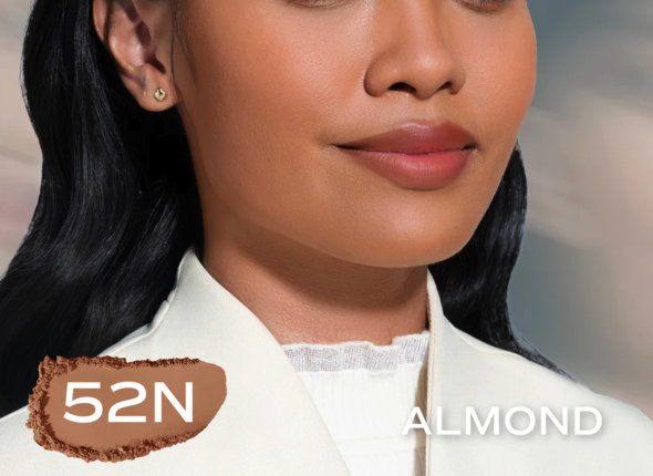 Paragon Technology and Innovation Wardah Colorfit Velvet Powder Foundation 52N Almond