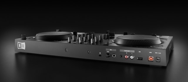 TRAKTOR KONTROL S2 2