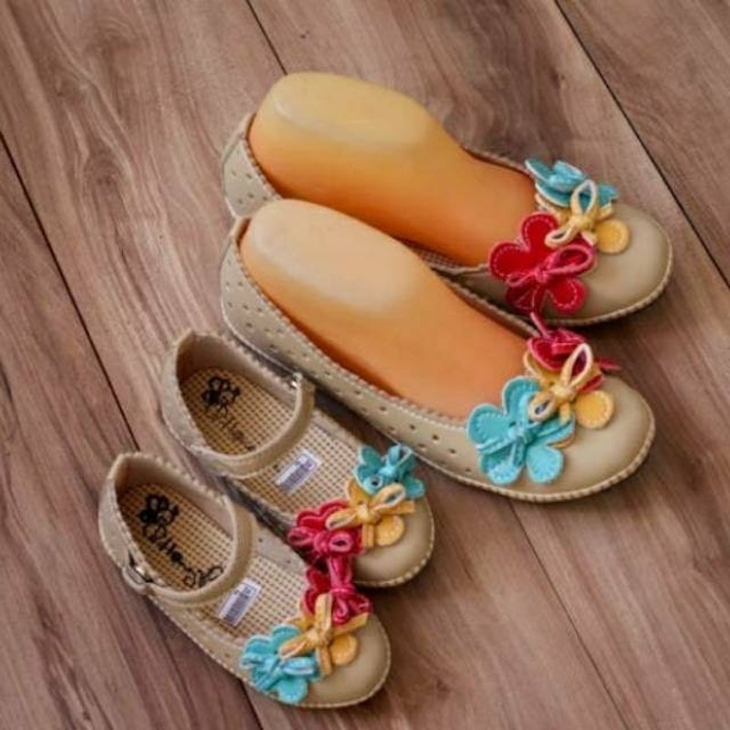 Sepatu Couple Ibu dan Anak Flower 2