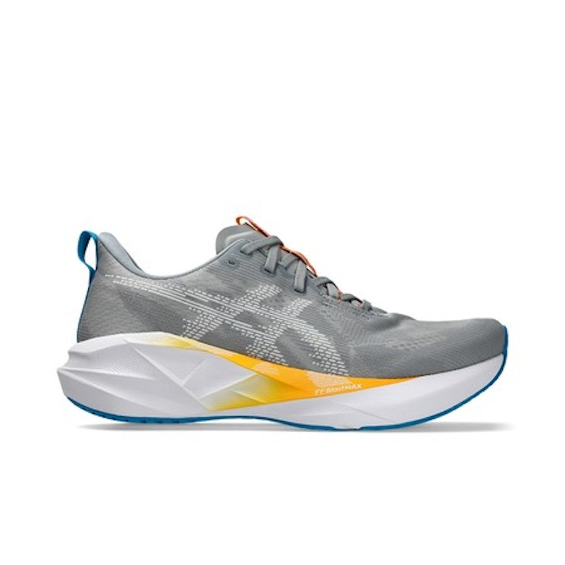 ASICS Men Novablast 5 Wide 1