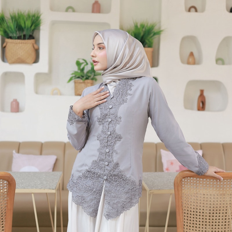 Kebaya Encim Bordir 1