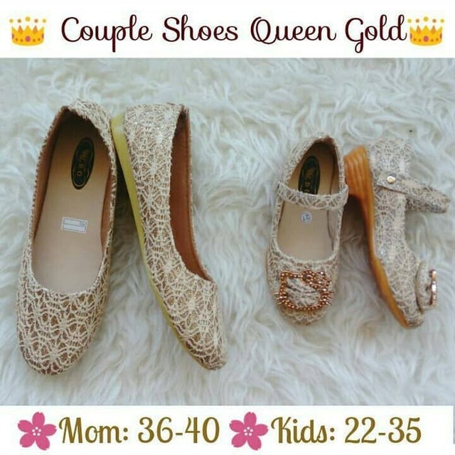  Couple Shoes Queen Gold