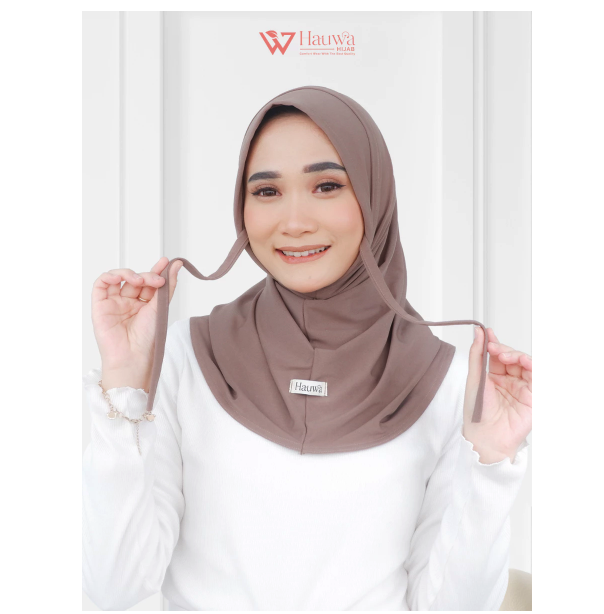  Hauwa Medina Instan Sporty