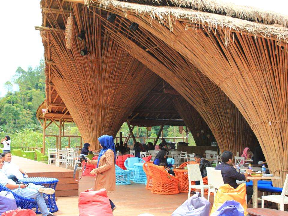 The Lodge Maribaya 4