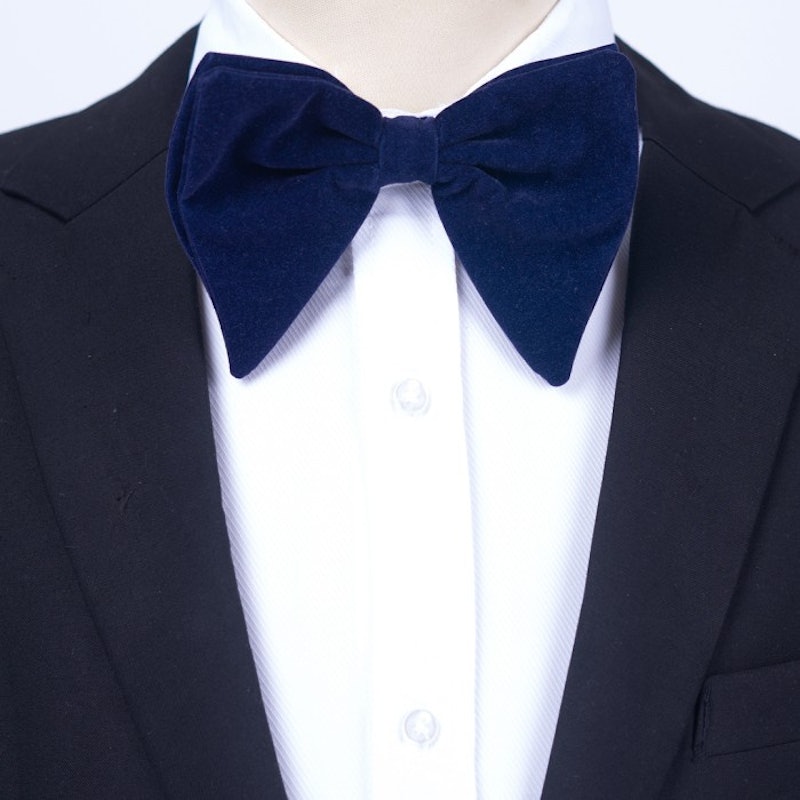 Bowtie Oversized Velvet 3