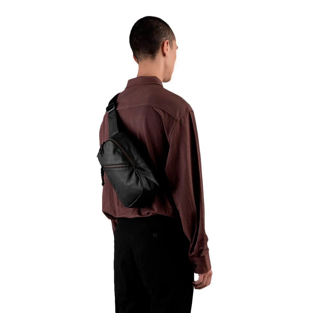 Eksonindo Multi Product Industry Bodypack Weston 2.0 Emboss Sling Bag Hitam