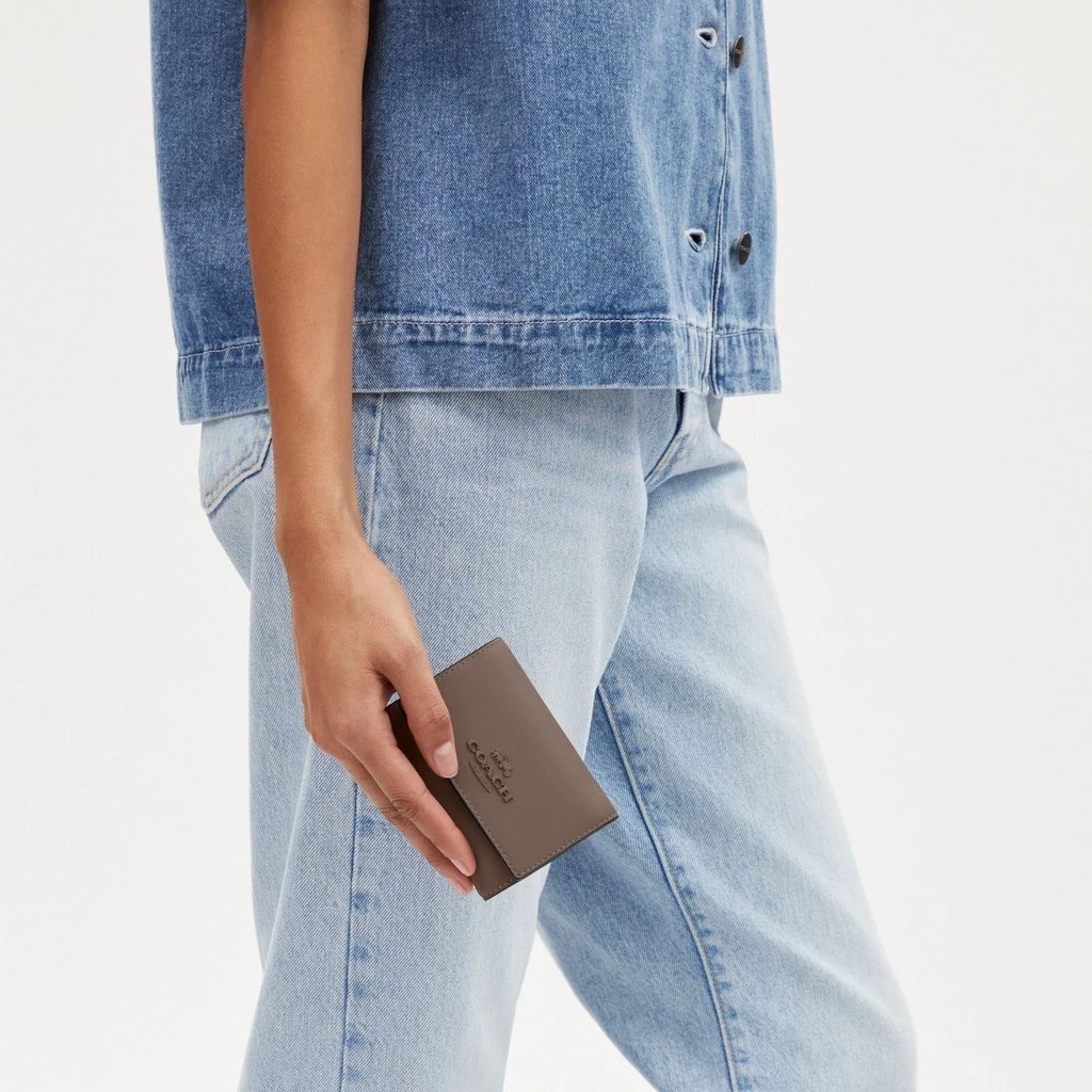 Kanmo Group Coach Micro Wallet