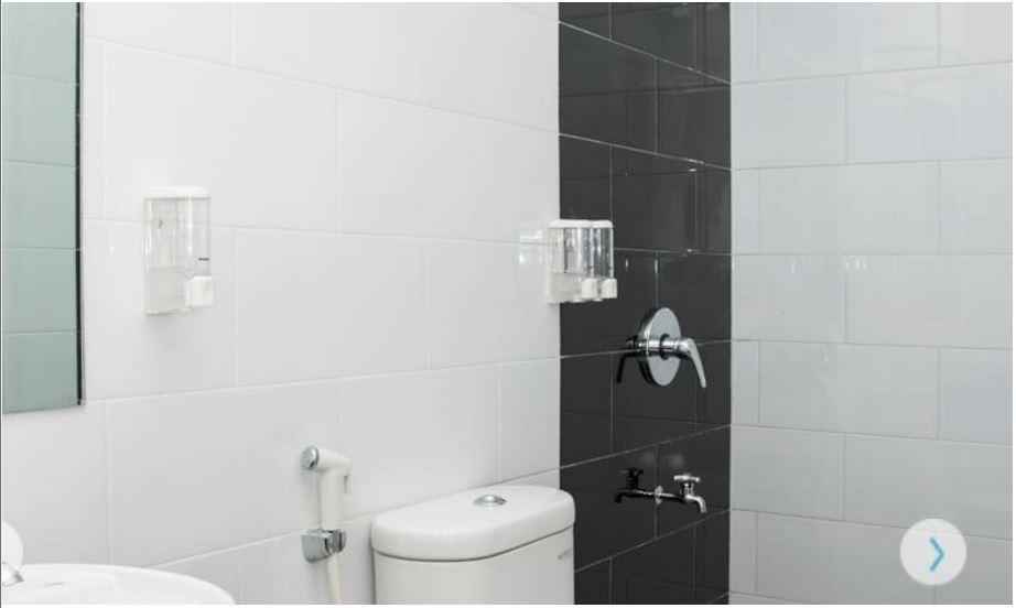 DeMIRA Hotel Gubeng Surabaya 5