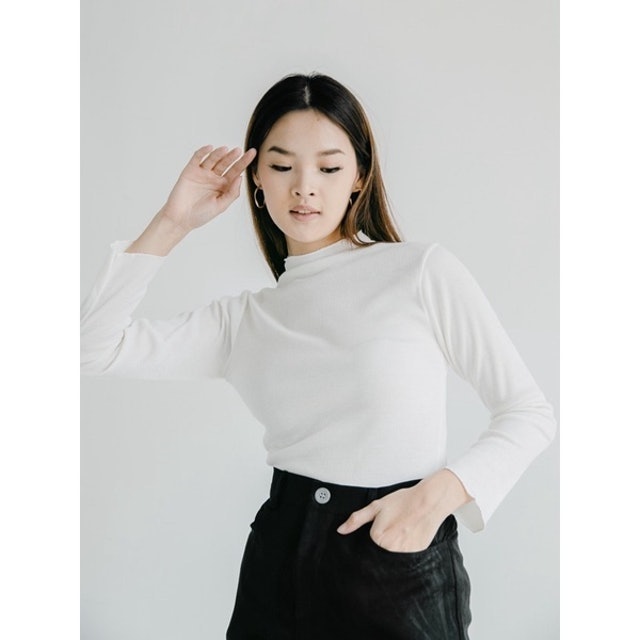 Mareta High Neck Top