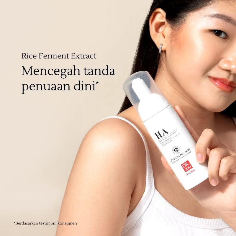 Dr. Jou Hyaluronic Acid Moisturizing Foaming Whip 3