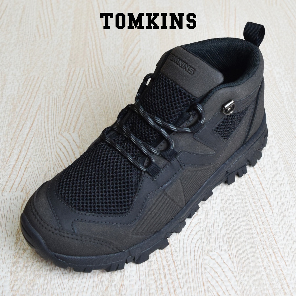 Primarindo Asia Infrastructure TOMKINS Roblox Hitam