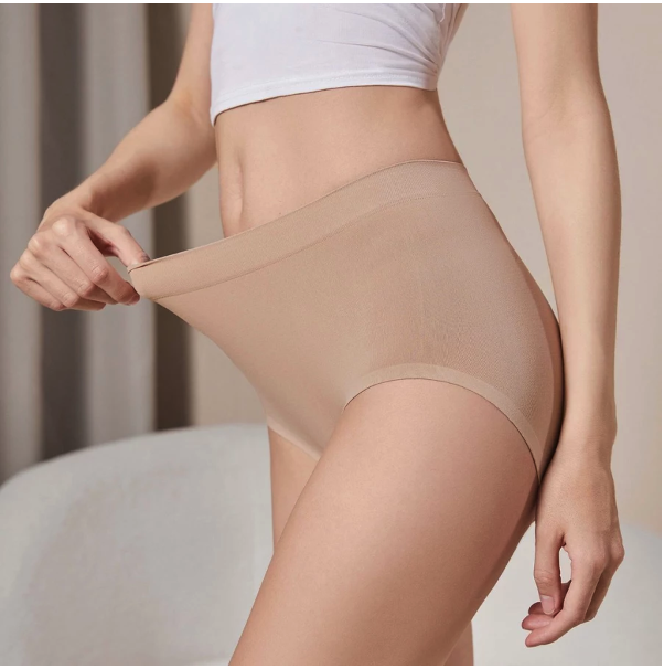 Megariamas Sentosa Sorella Panty Seamless Maxi S20-51096