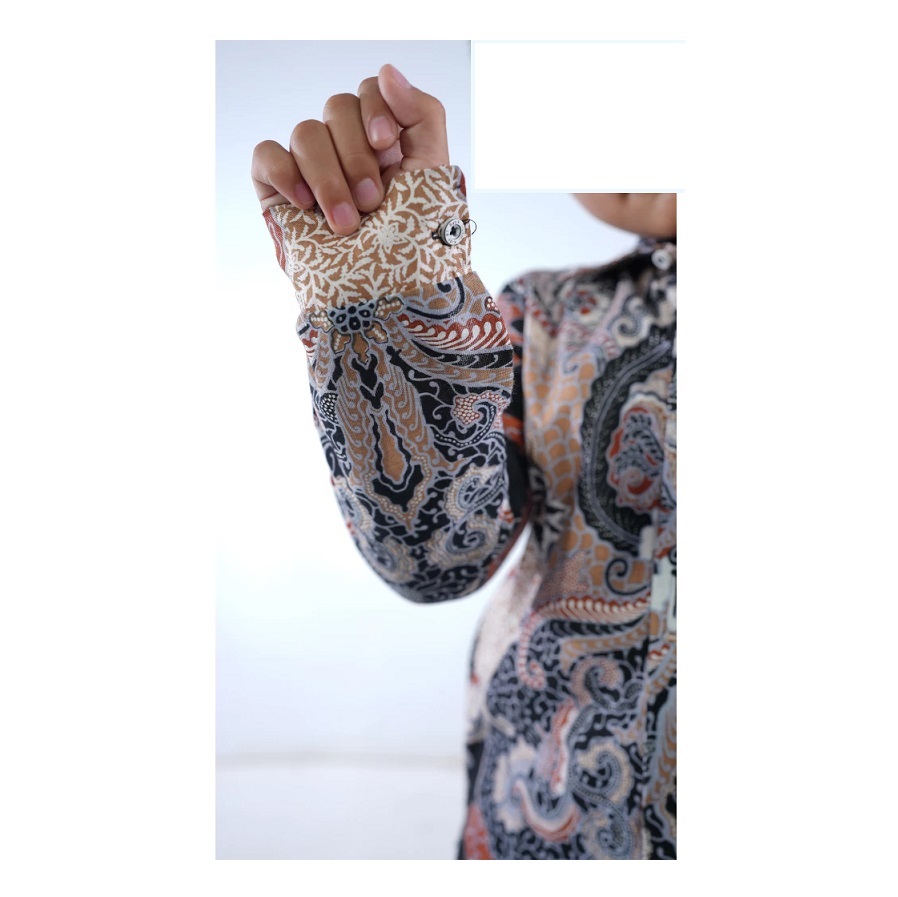 Trusmi Group BATIK TRUSMI Atasan Batik Anak Kemeja Laki-Laki Motif Motif Mega Mendung Sawat Coklat