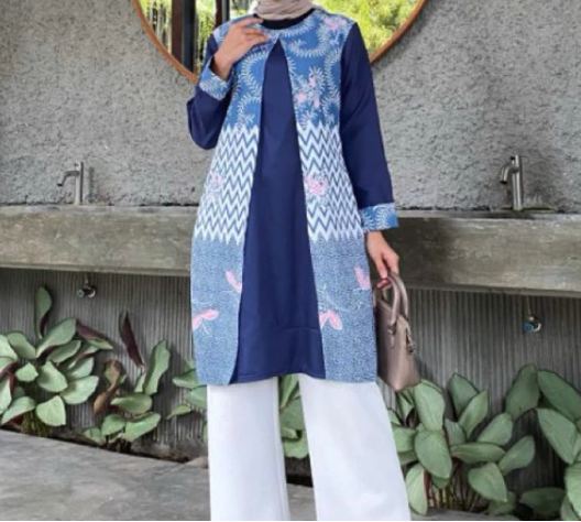  Brawee Tunik Batik Wanita