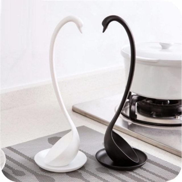 Swan Standing Ladle