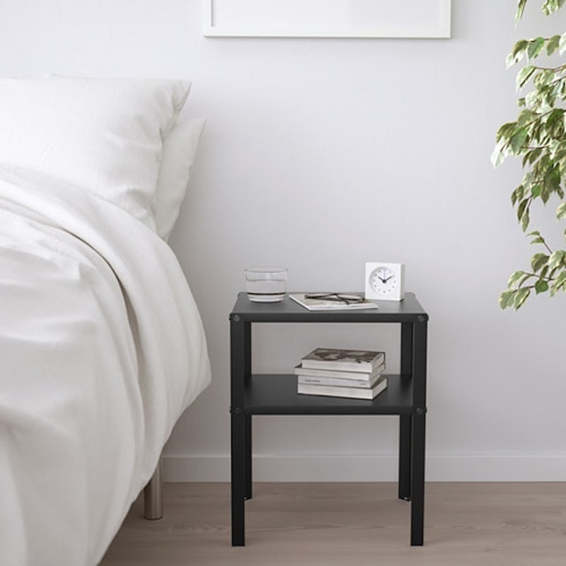 KNARREVIK Meja samping tempat tidur 3