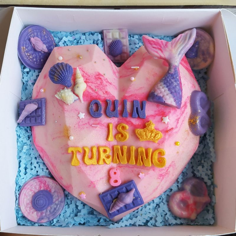 Nachocoable Pinata Cake Surprise Cake