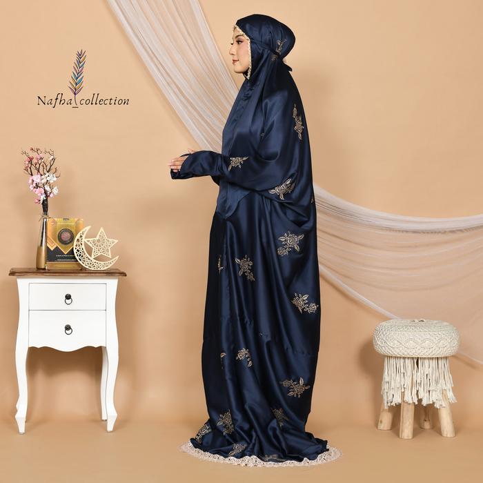  Nafha Mukena Terusan Bunga Mawar Streamin