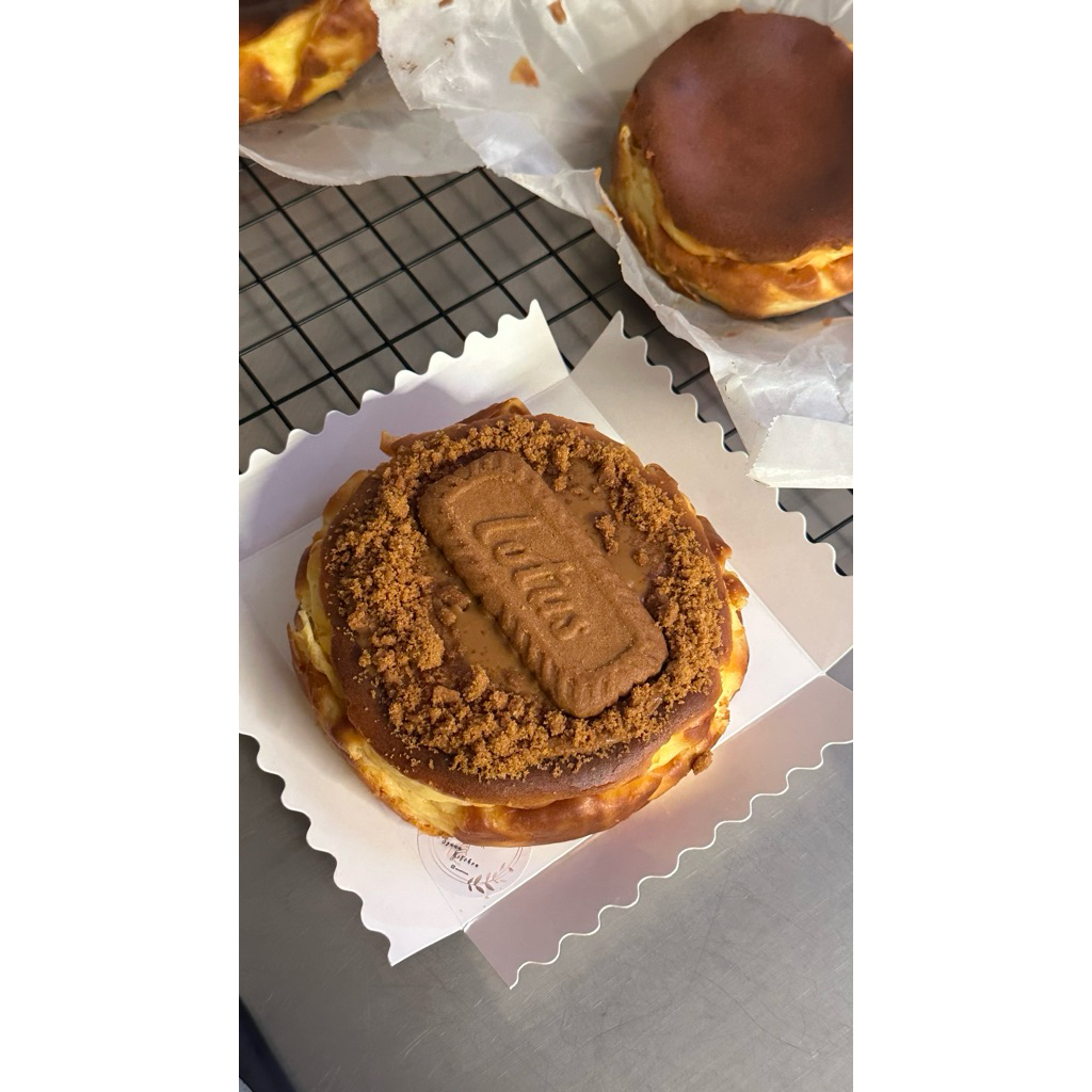 Syaaakitchen Basque Burnt Cheesecake Gluten Free Lotus 2
