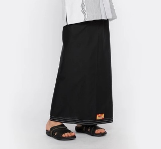 ATLAS Sarung Junior Hitam Polos  01